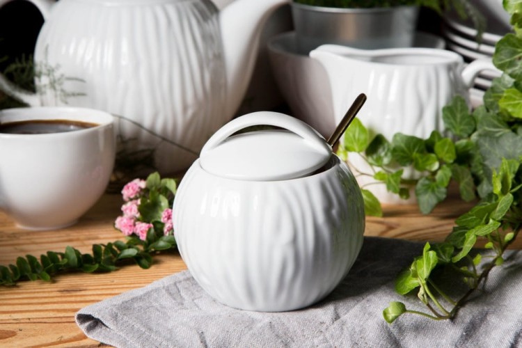 cukiernica porcelanowa.jpg
