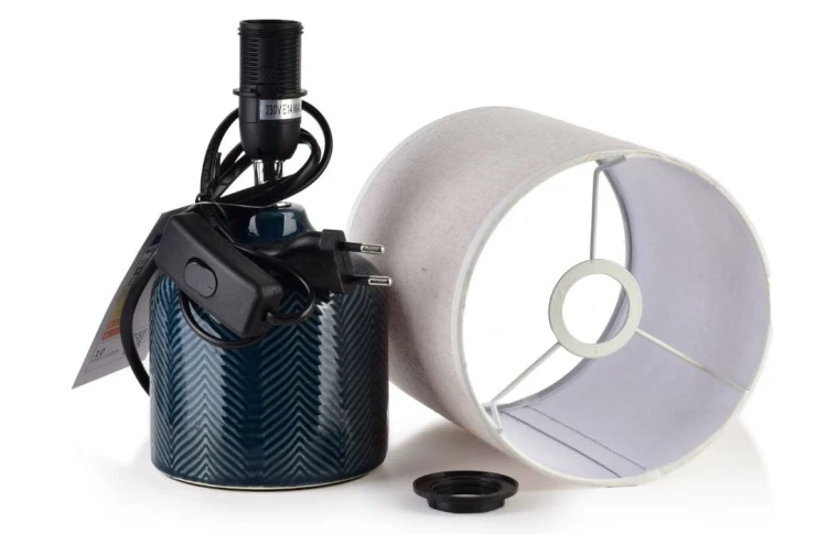 lampa 1823 a.jpg